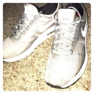 AIRMAX ZERO